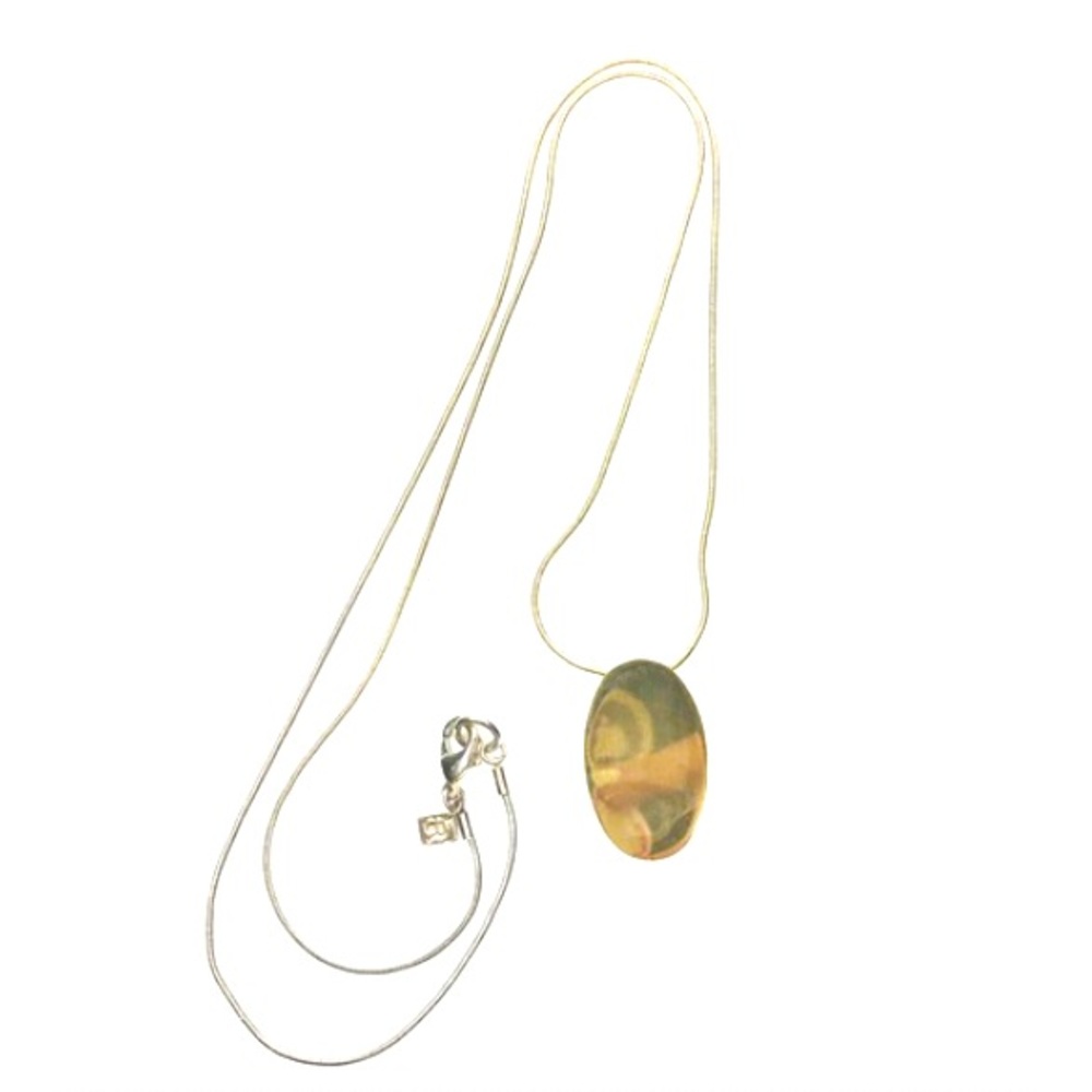 Banana Republic Necklace  14” Chain with Oval Gold Tone Pendent